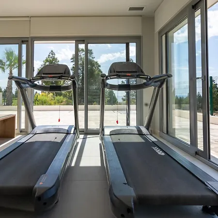 Modern With Sea And Poolview Daire