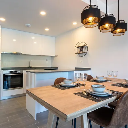 Daire Modern With Sea And Poolview *