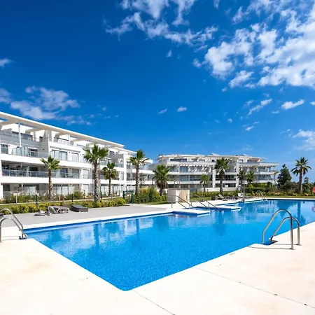 Apartment Modern Apartment With Sea And Poolview *