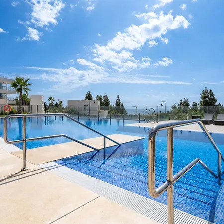 Apartment Modern Apartment With Sea And Poolview