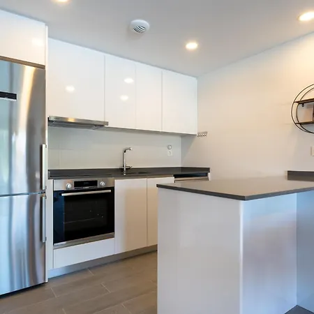 Modern With Sea And Poolview شقة فوينخيرولا