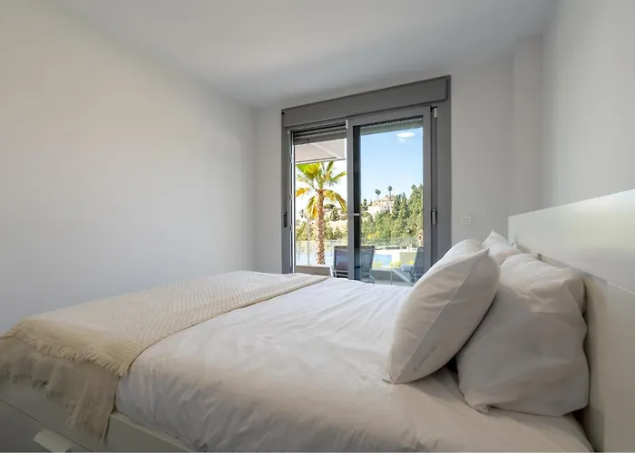 Modern Apartment With Sea And Poolview Fuengirola
