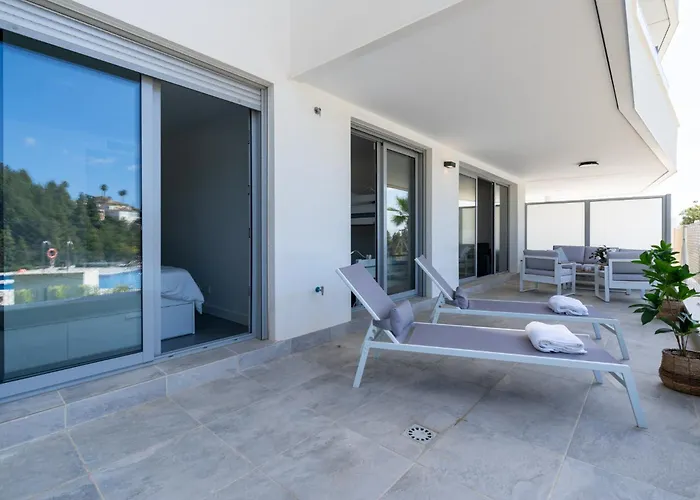 Modern Apartment With Sea And Poolview