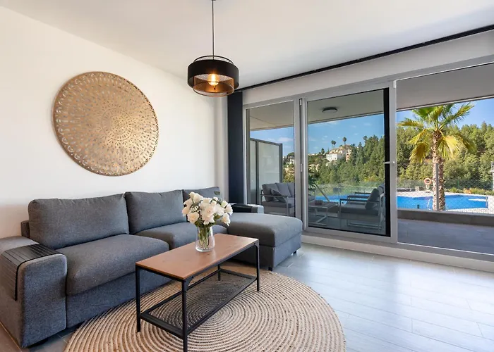 Modern Apartment With Sea And Poolview Apartment *