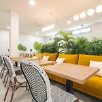 Modern With Sea And Poolview Διαμέρισμα