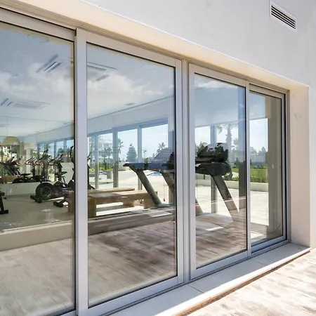 Lägenhet Modern With Sea And Poolview