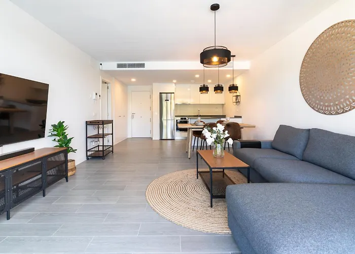 Modern With Sea And Poolview *