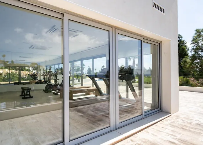 Lägenhet Modern With Sea And Poolview